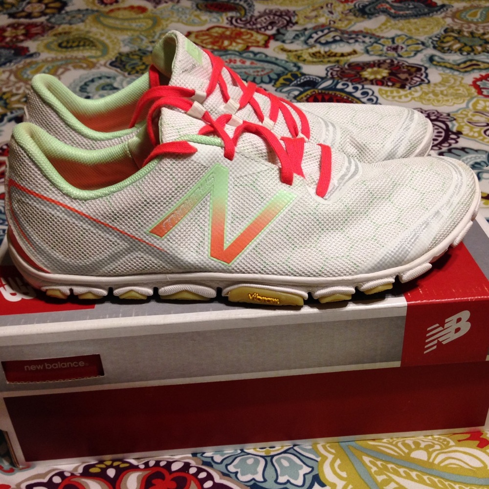 New Balance WR10WW Running Shoe